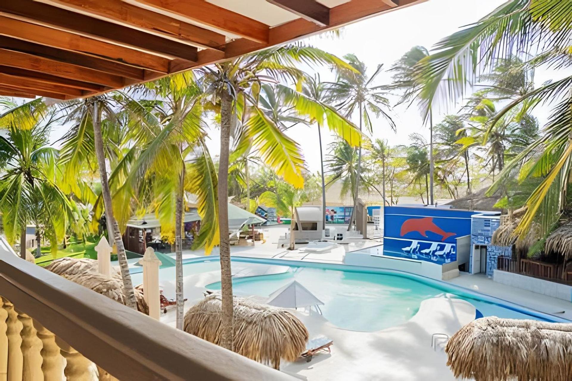 Playa Palmeras Beach Resort Cartagena Exterior photo